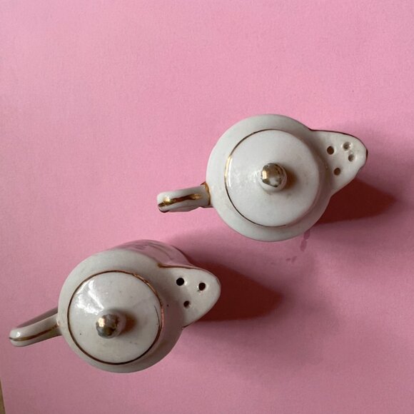 Vintage Mini Teapot Shaped Salt & Pepper Shakers - Picture 8 of 12